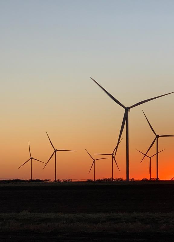 coucher de soleil eolienne usa