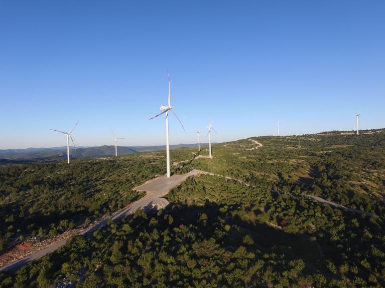 eolienne foret akuo ogorje