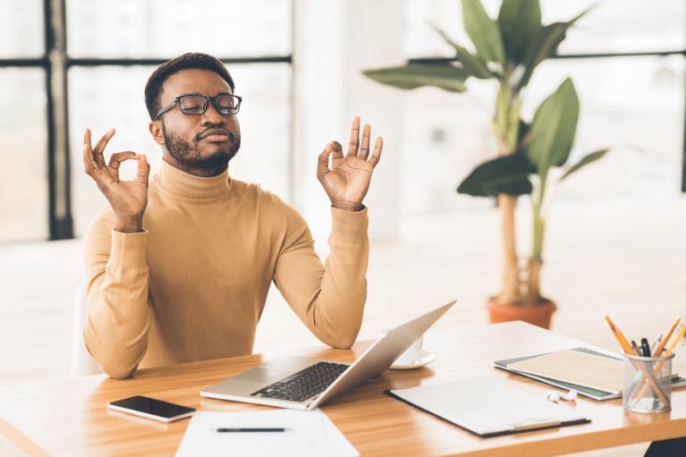 collaborateur akuo rh bien être au travail
